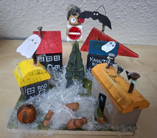 Sat 11th October - Make your own Halloween 'haunted street