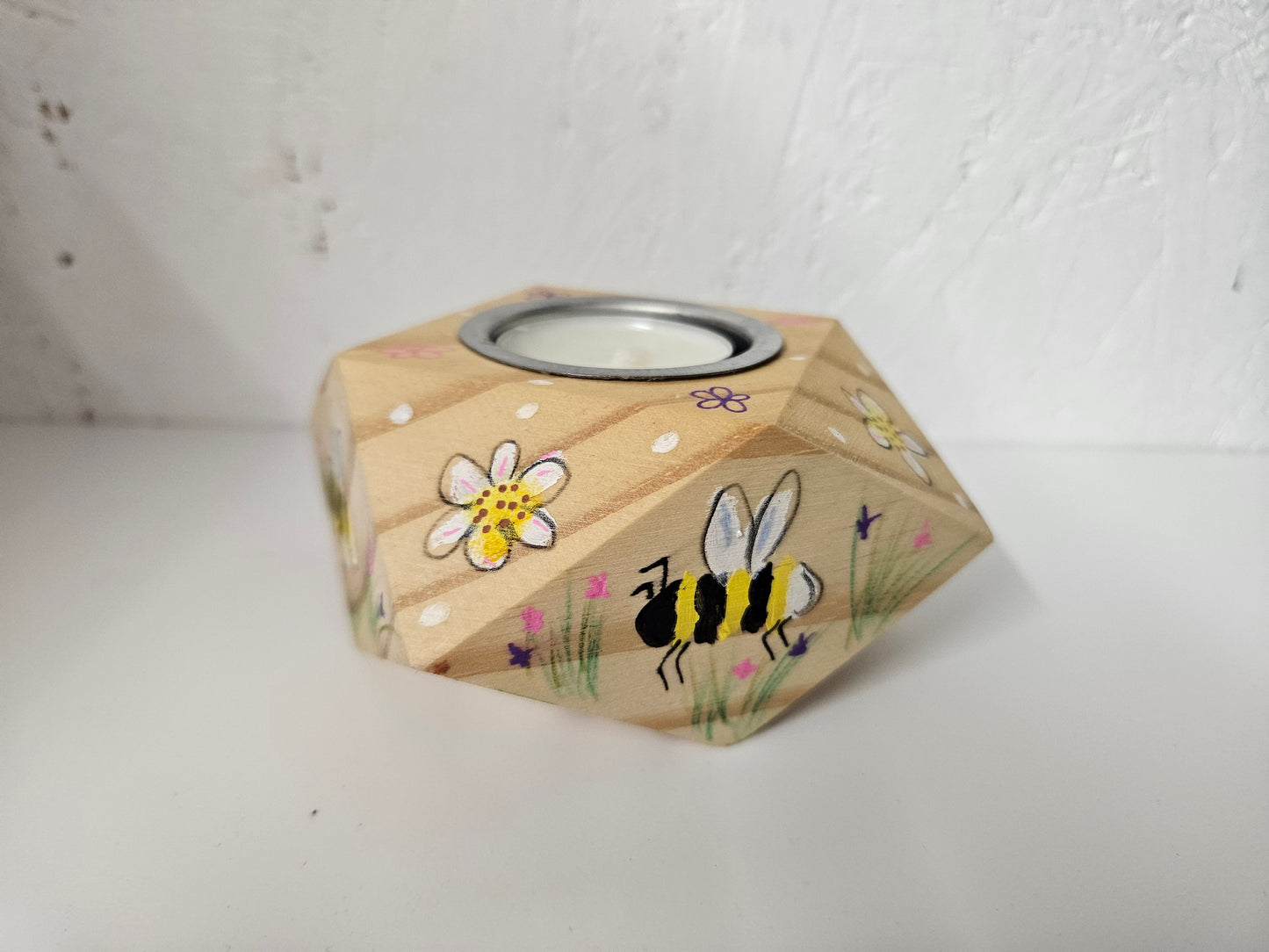 Bee Tealight candle holder