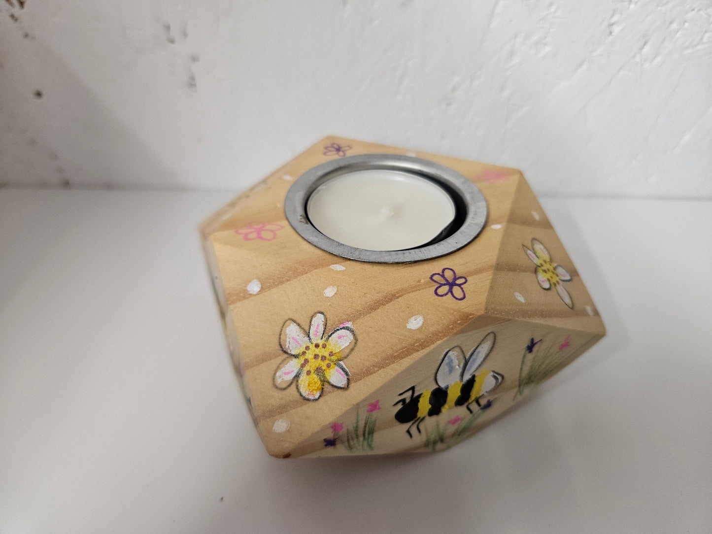 Bee Tealight candle holder