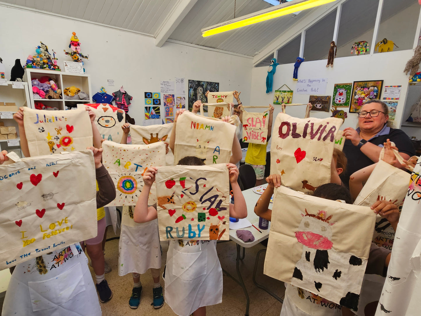 Friday WEEKLY Summer Holiday ART CLUB 10.30-12