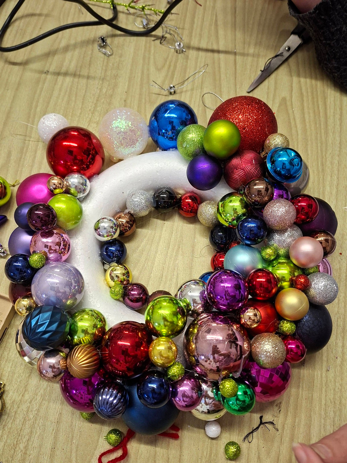 Kitsch / Bauble wreath workshop- Tuesday 22nd December