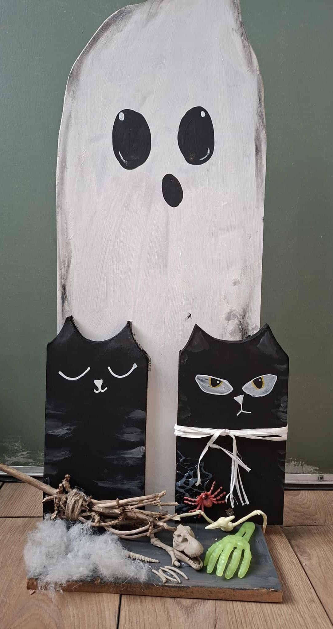 Sat 18th October - Make your own Halloween wooden figure decoration