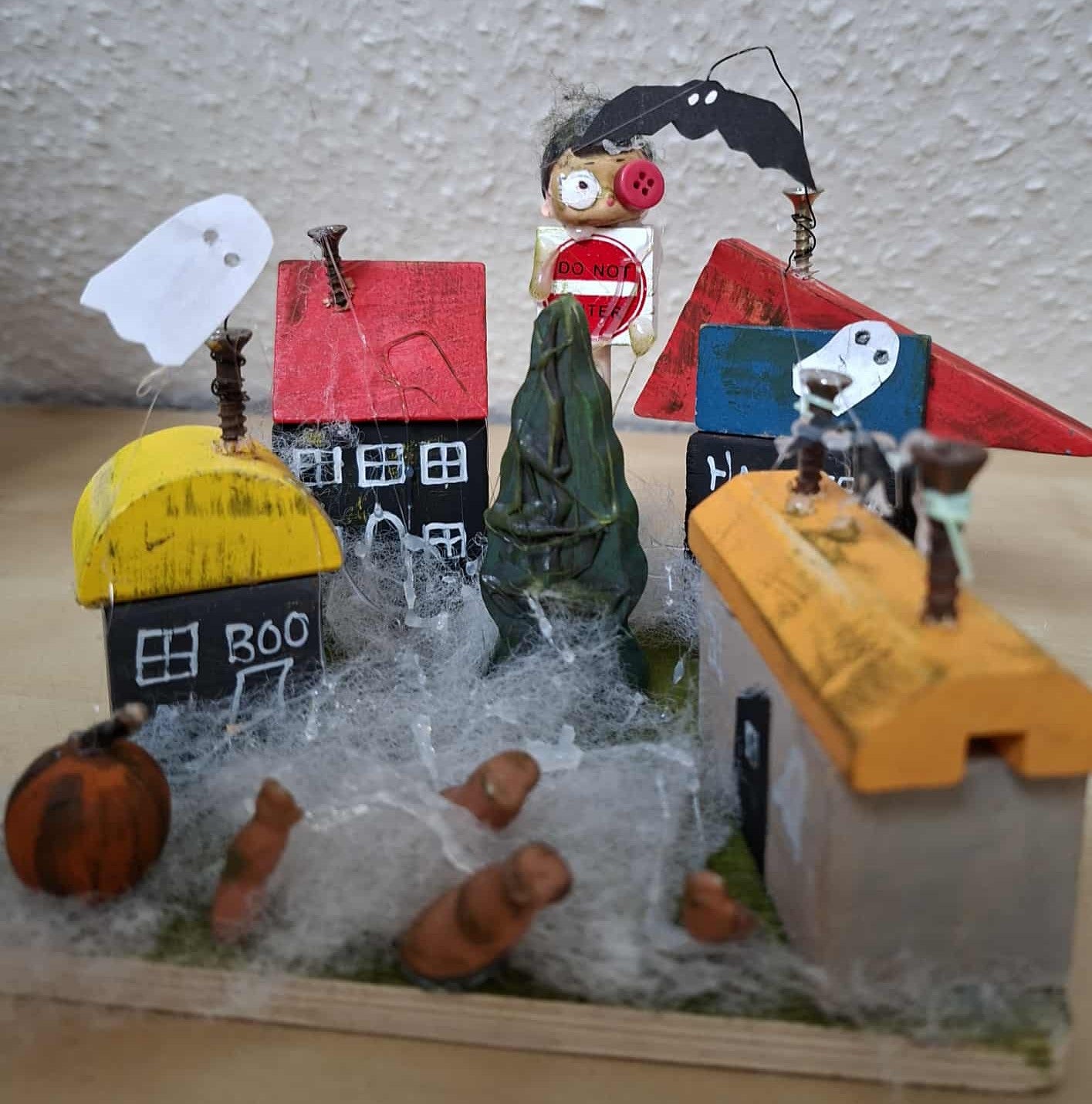 Sat 11th October - Make your own Halloween 'haunted street