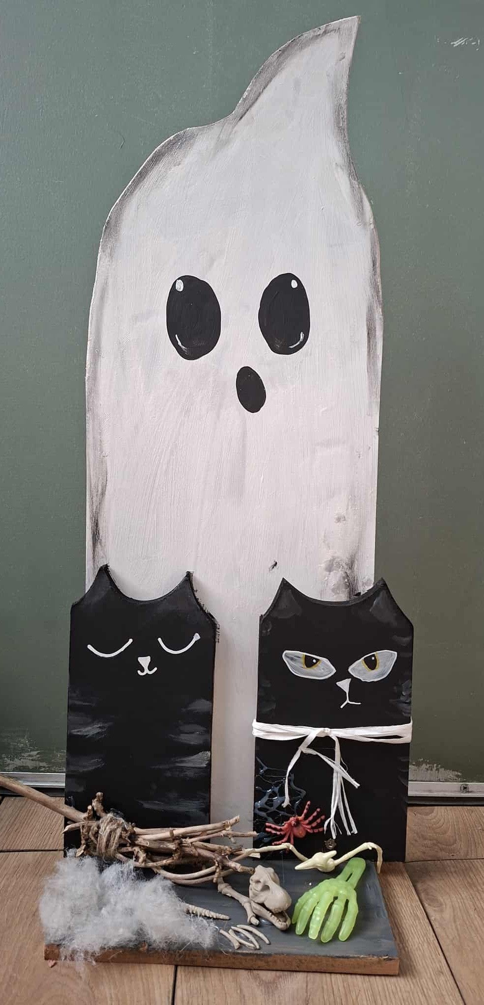 Sat 18th October - Make your own Halloween wooden figure decoration