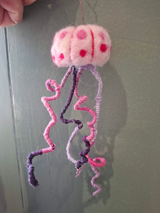Make a felted jellyfish (or 2)- Wed 27th May 10-12pm (kids and adults)