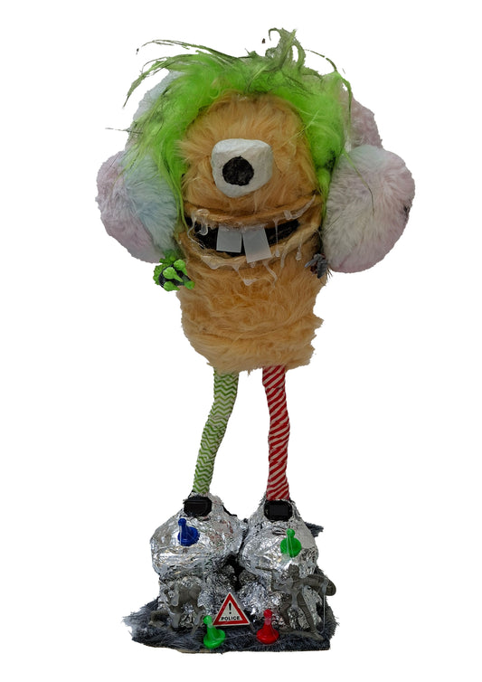 ART & CRAFT CLUB - Book here for both Tues 26th & Fri 29th Aug- Make a monster sculpture
