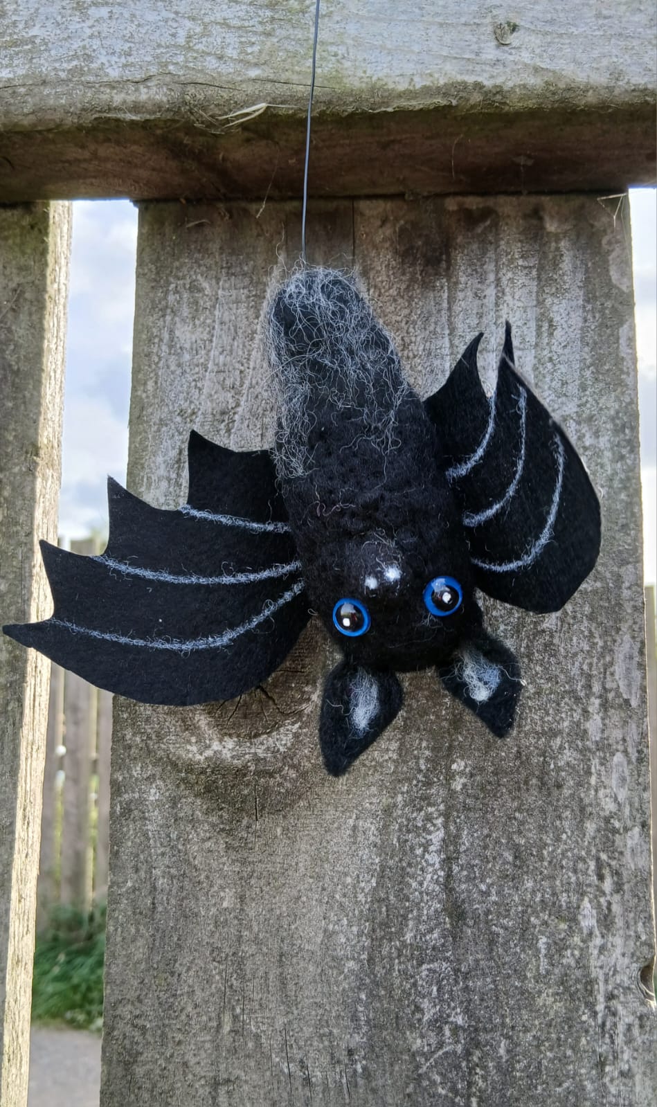 Make felted ghosts, bats and spiders - Fri 16th Oct 1-3pm and 6-8pm (Evening adults only felt and sip)